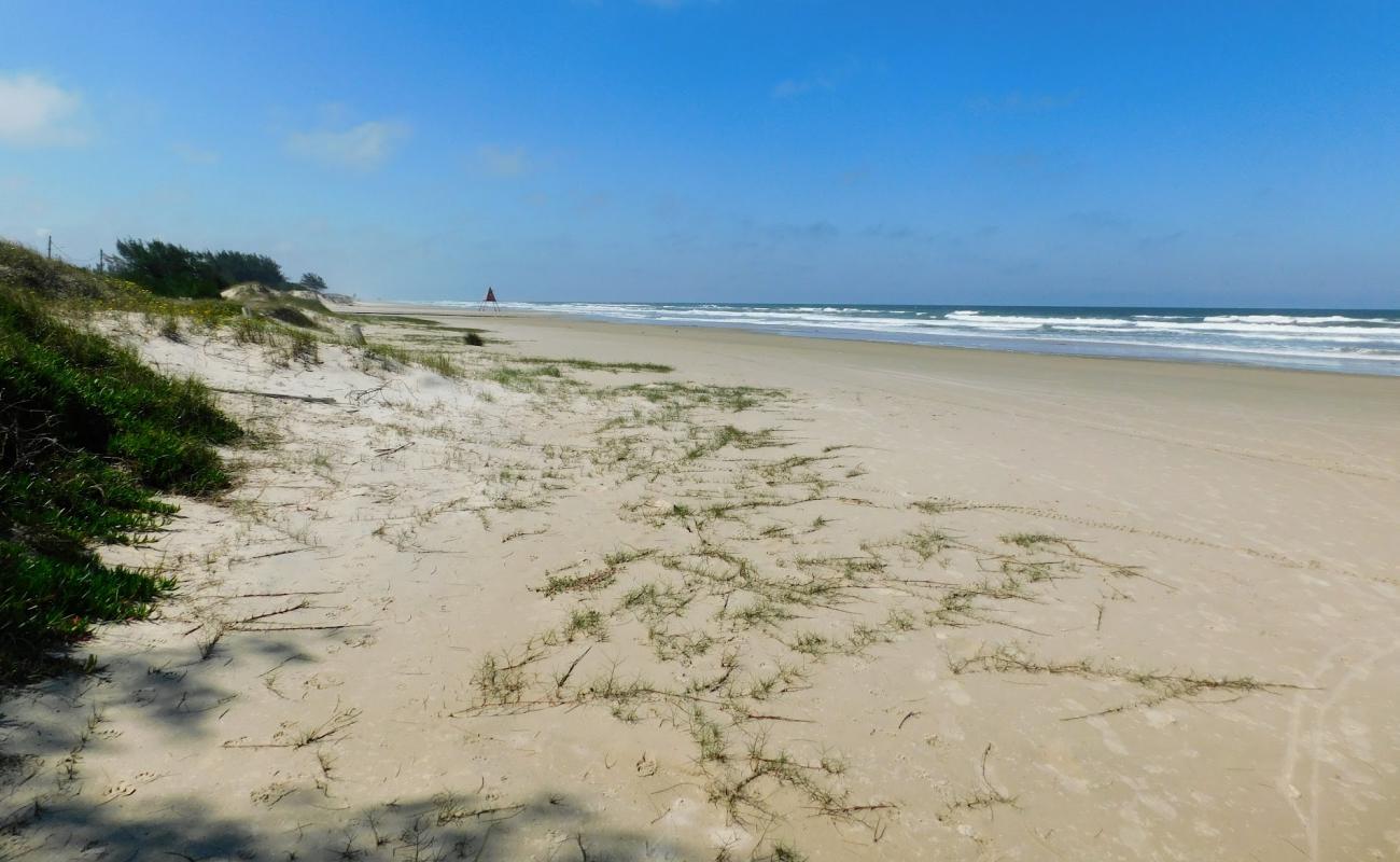 Photo of Rainha do Mar Beach with bright fine sand surface