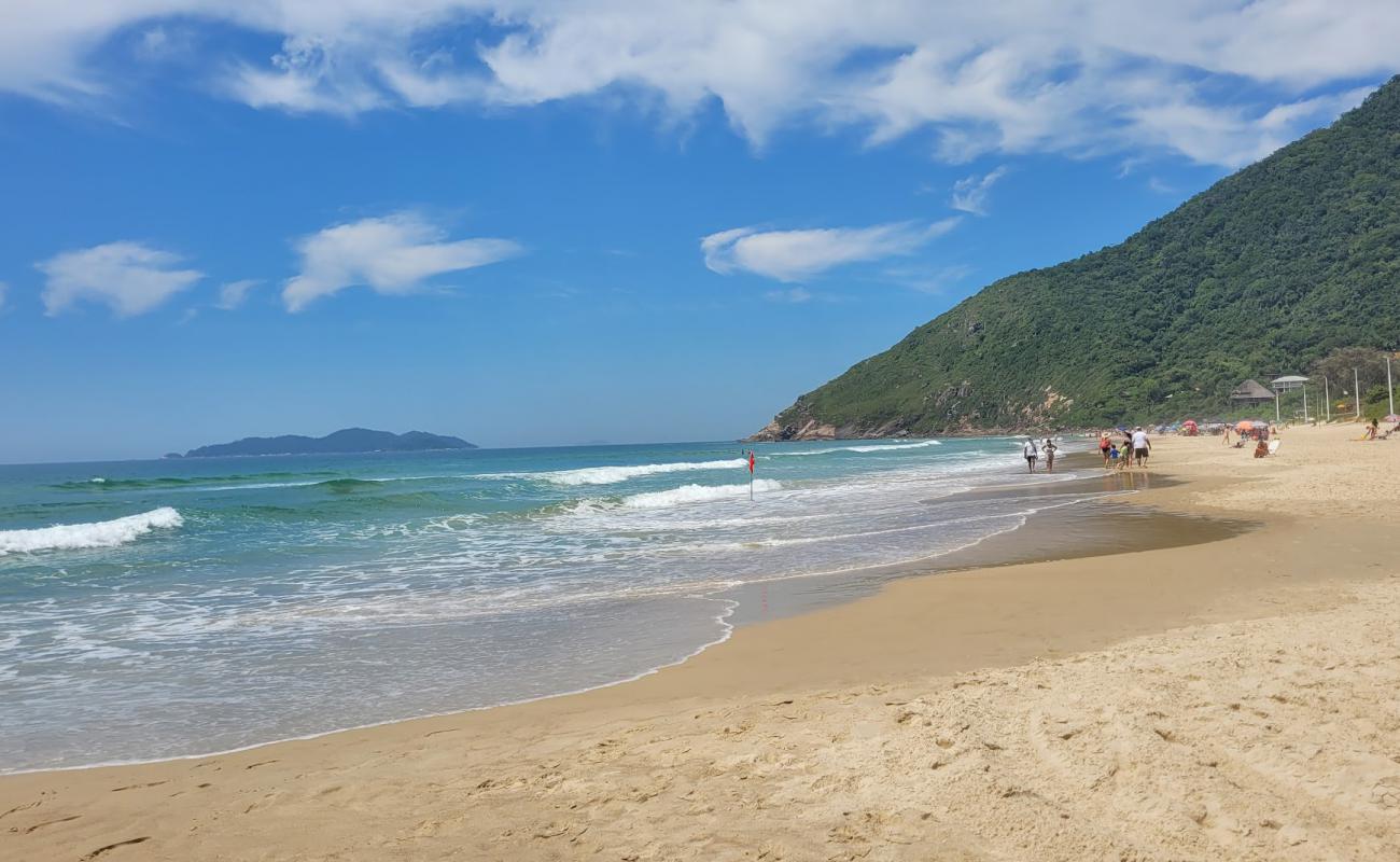 Photo of Rio das Pacas Beach with bright sand surface