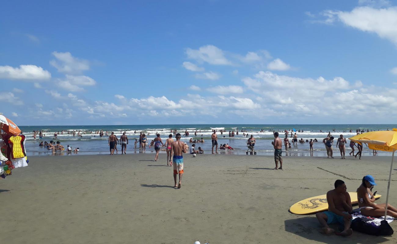 Photo of Ocian Beach with bright sand surface