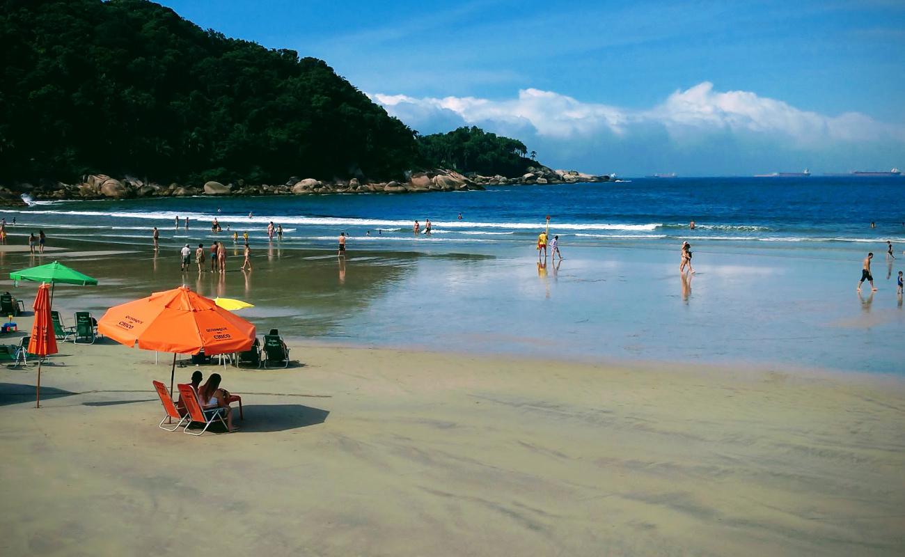 Photo of Guaiuba Beach with bright fine sand surface