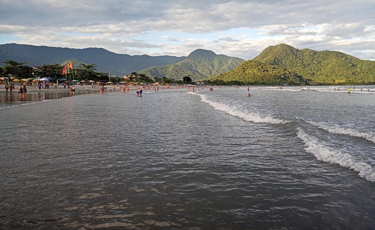 Photo of Pereque-Acu Beach with bright fine sand surface