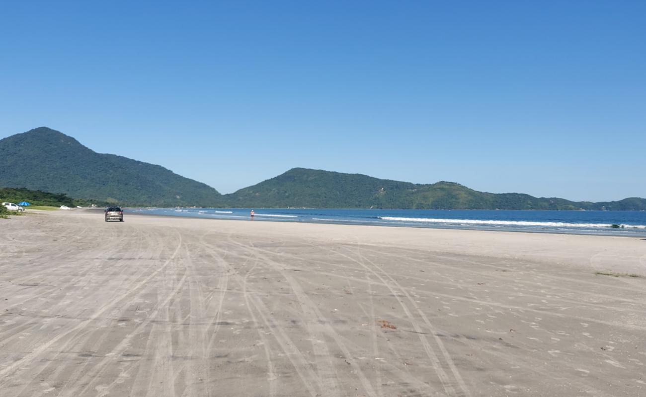 Photo of Ubatumirim Beach with bright fine sand surface