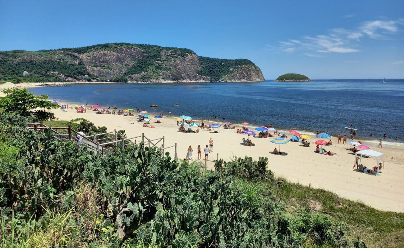 Photo of Camboinhas Beach with bright fine sand surface