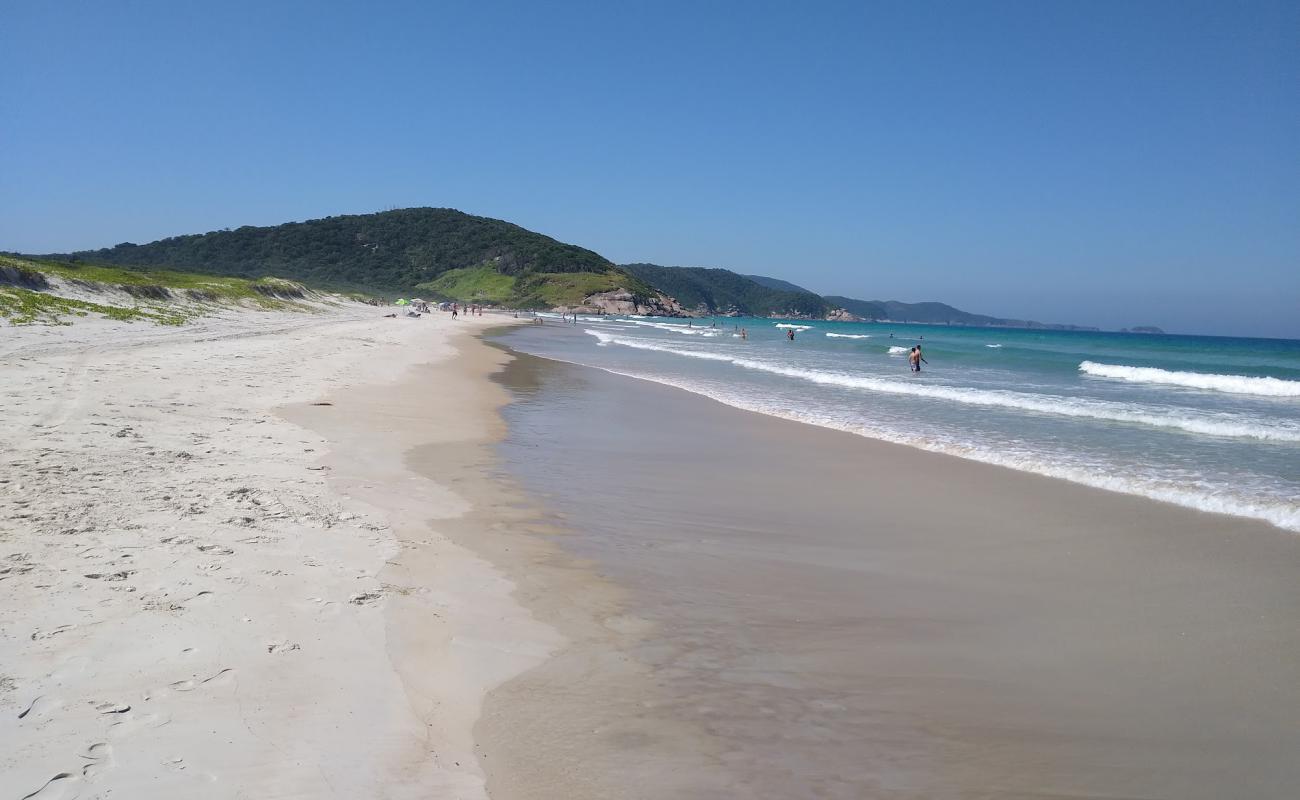 Photo of Pontal do Pero Beach with bright fine sand surface