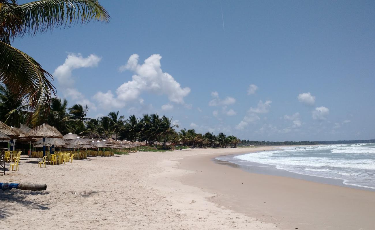 Photo of Lagoa do Pau Beach with bright sand surface