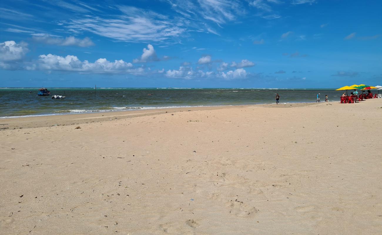 Photo of Sao Jose da Coroa Grande Beach with bright sand surface