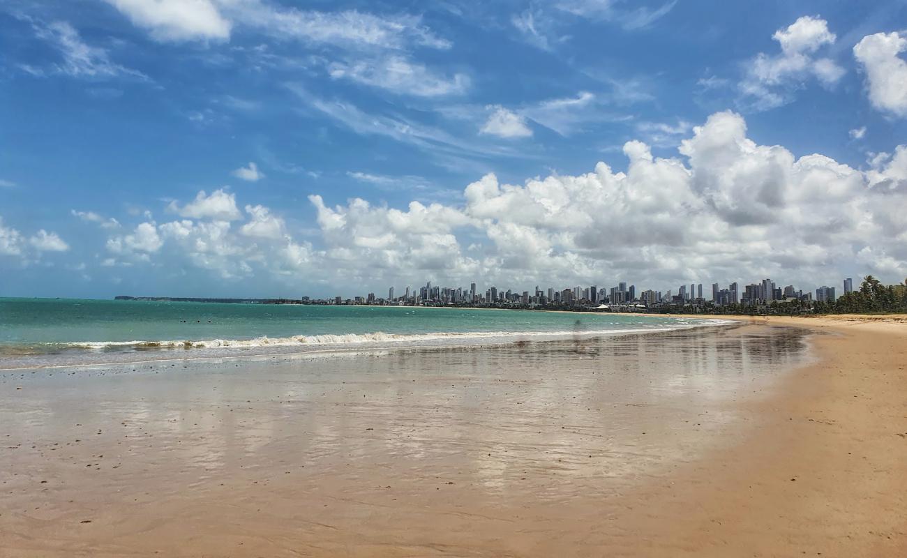 Photo of Bessa Beach with bright sand surface