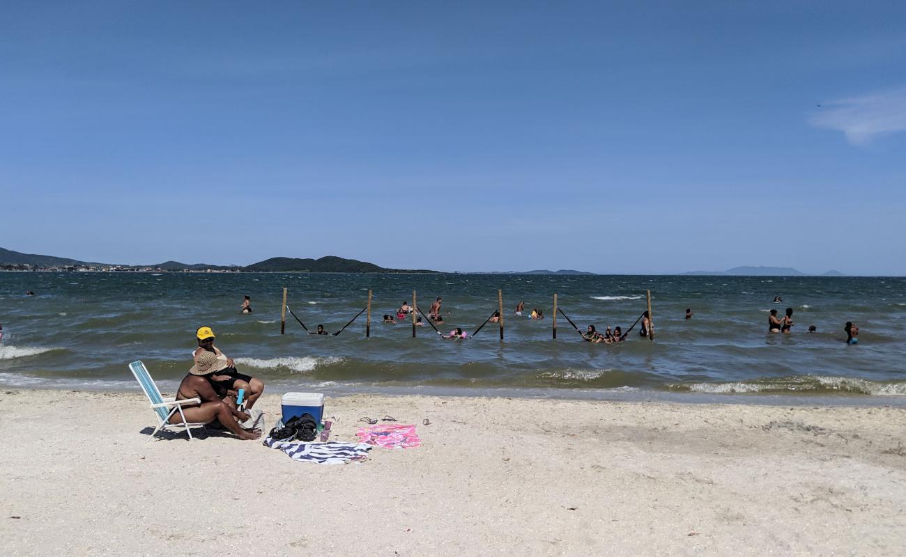 Photo of Praia do Popeye with bright sand surface