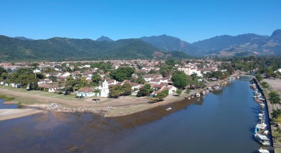 Praia em Paraty