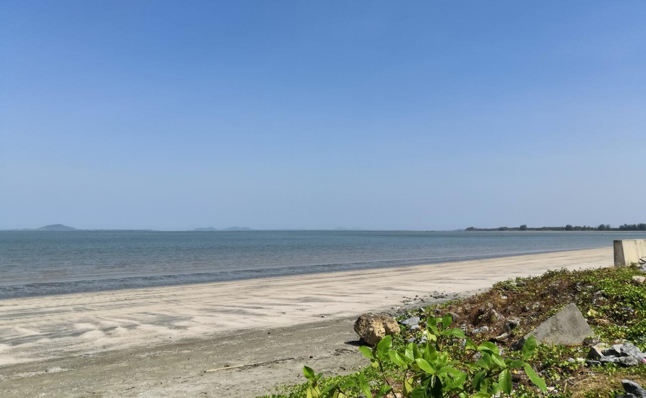 Photo of Rawai Beach Satoon with bright sand surface