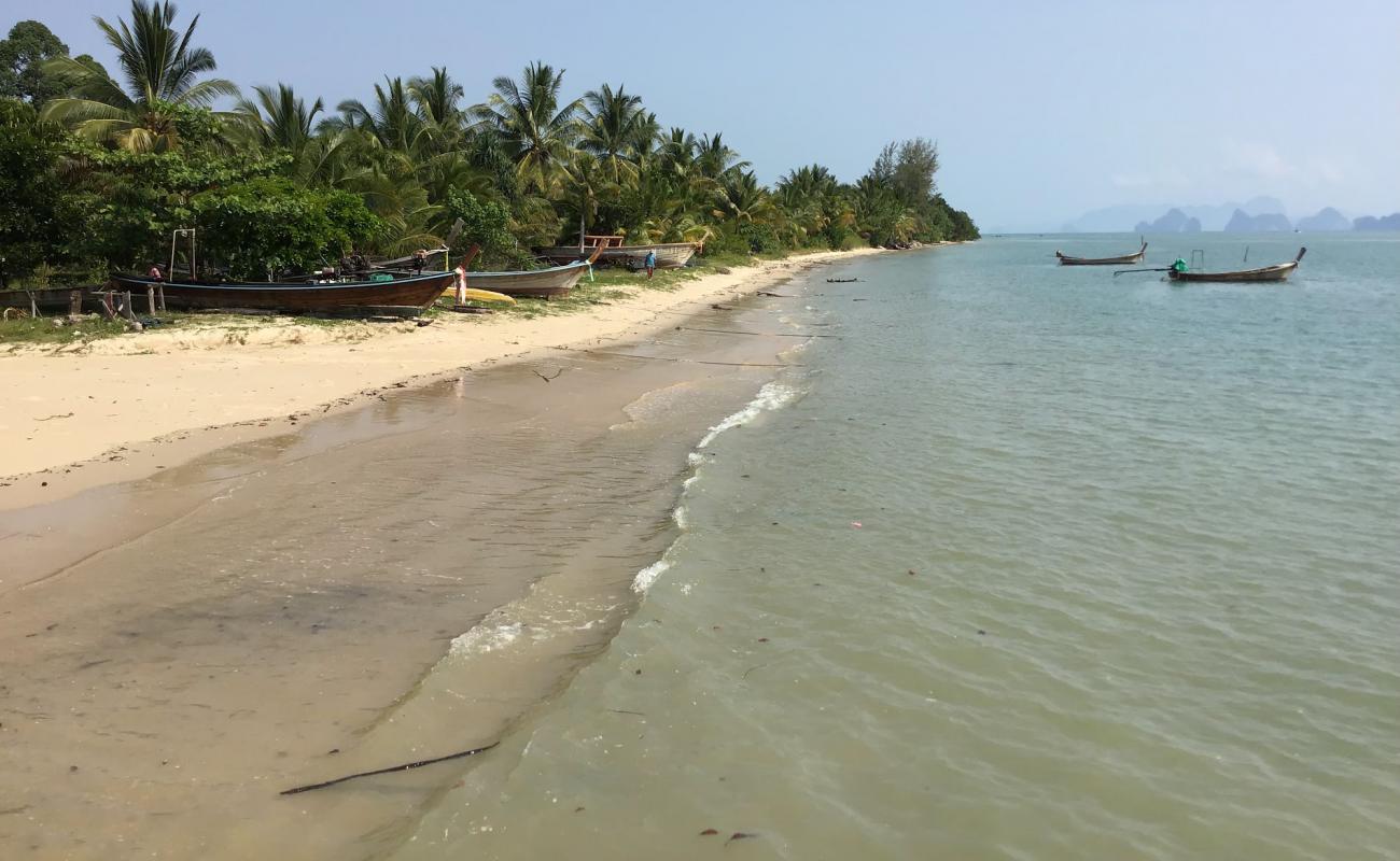 Photo of Koh Yao Yai Beach with bright fine sand surface