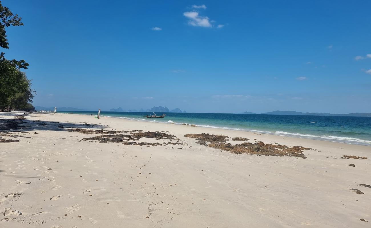 Photo of Ko Naka Yai Beach with bright sand surface