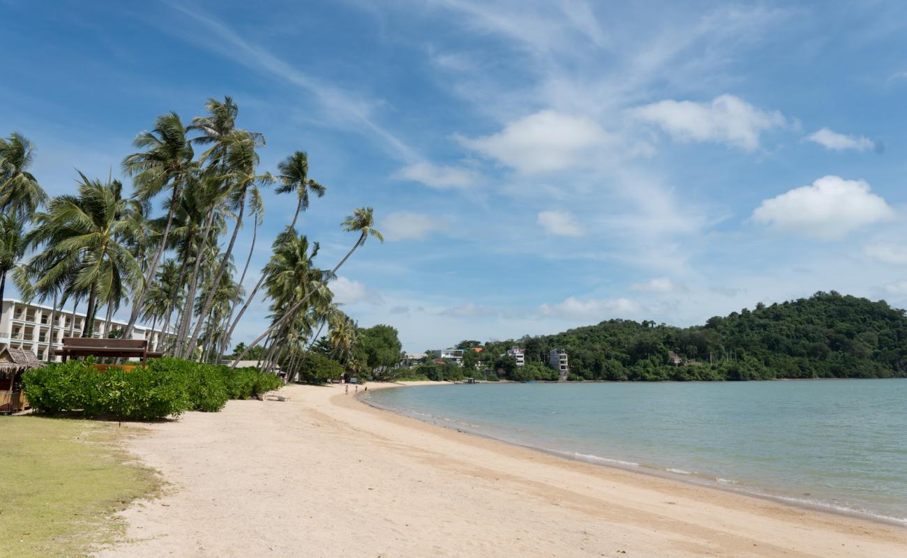 Photo of Soi Ruamjai Beach with bright sand surface