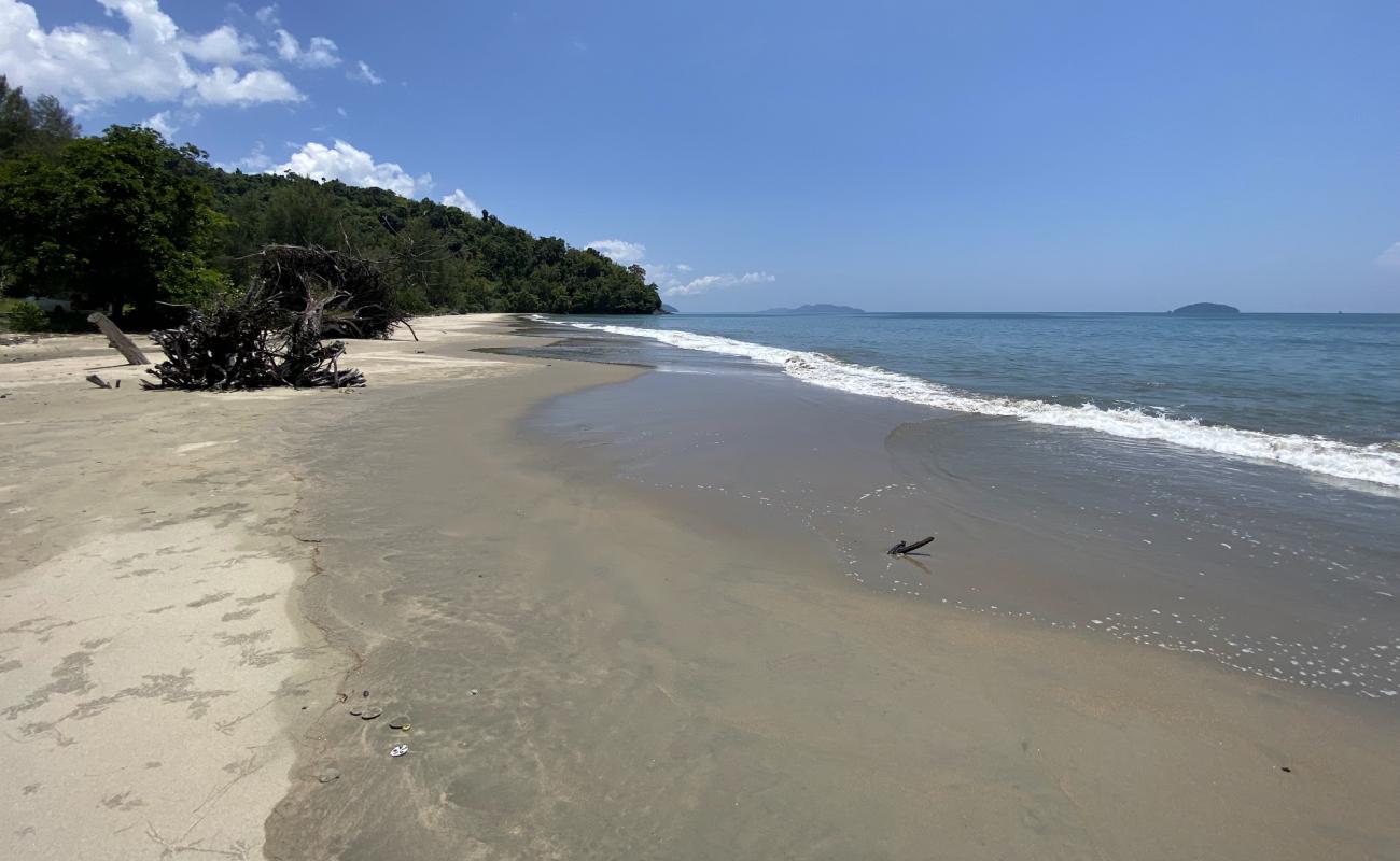 Photo of Pra Pas Beach with bright fine sand surface