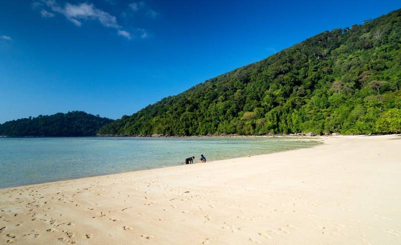 Photo of Mai Ngam Beach with bright sand surface