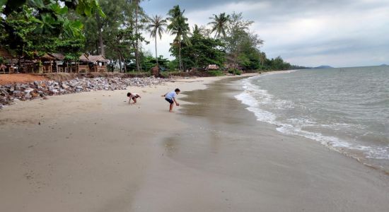 Soi Sawan Beach