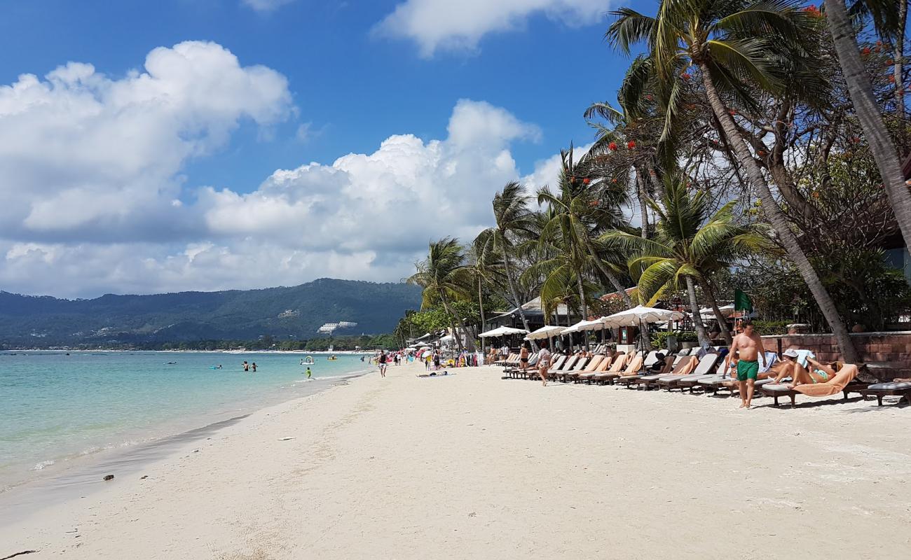 Photo of Chaweng Beach with white sand surface