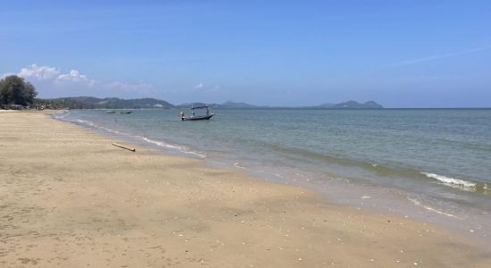 Pak Nam Lang Suan Beach