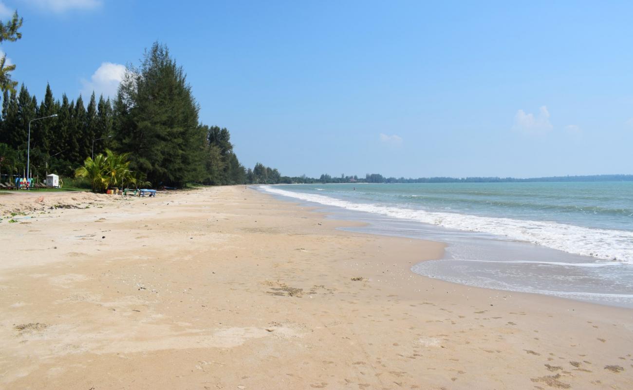 Photo of Ao Bang Son Beach with bright sand surface