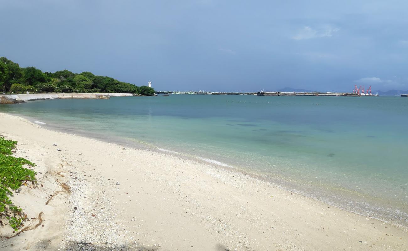 Photo of Tha Wang Beach with bright sand & rocks surface