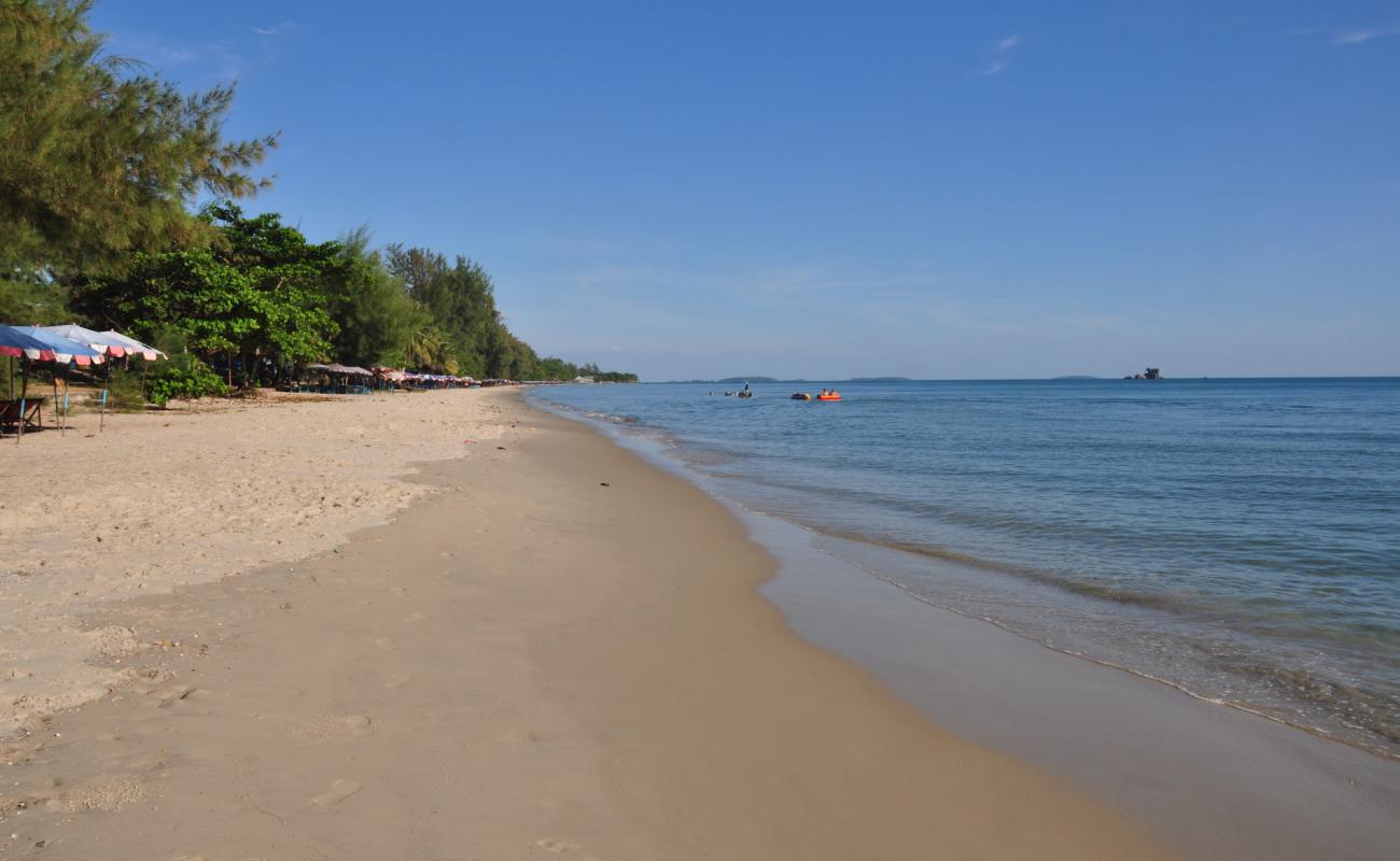 Photo of Laem Mae Phim Beach with bright sand surface