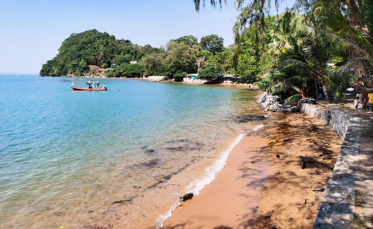 Photo of Hat Ao Yang Beach with bright sand & rocks surface