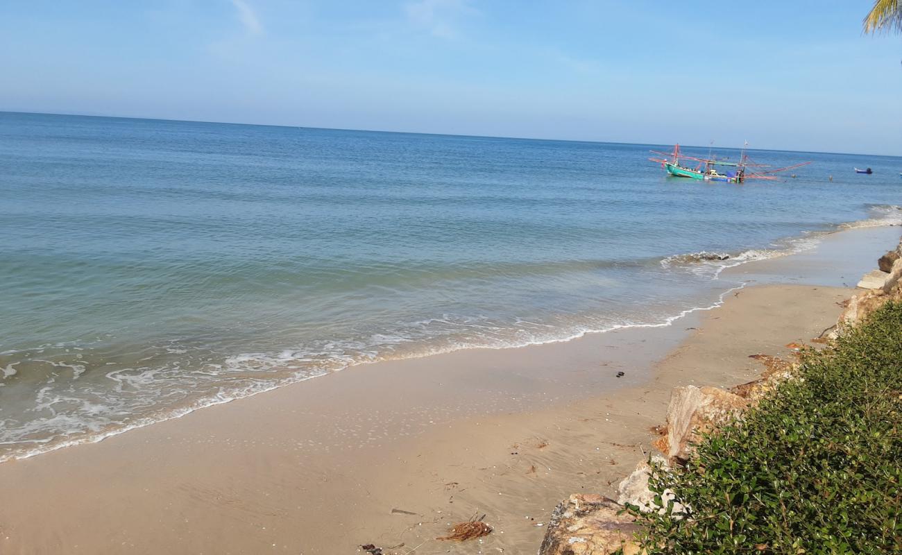 Photo of Angel's Beach with bright sand surface