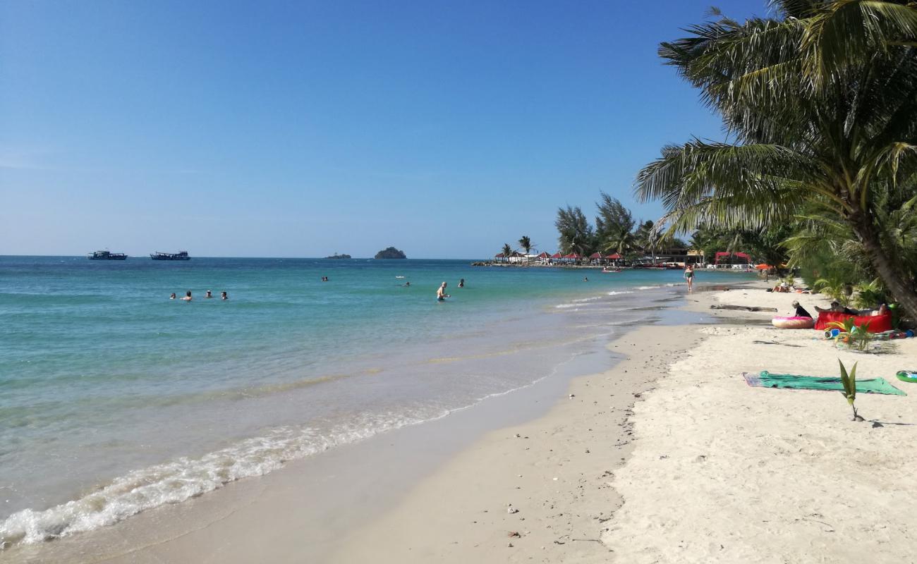 Photo of Kaibae Beach with bright fine sand surface