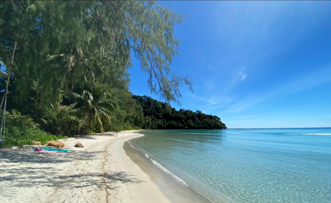 Photo of Ao Jark bay Beach with white fine sand surface