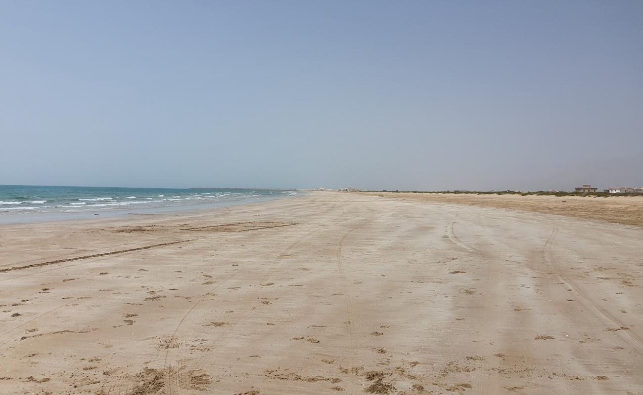 Photo of Al Rams beach with bright sand surface