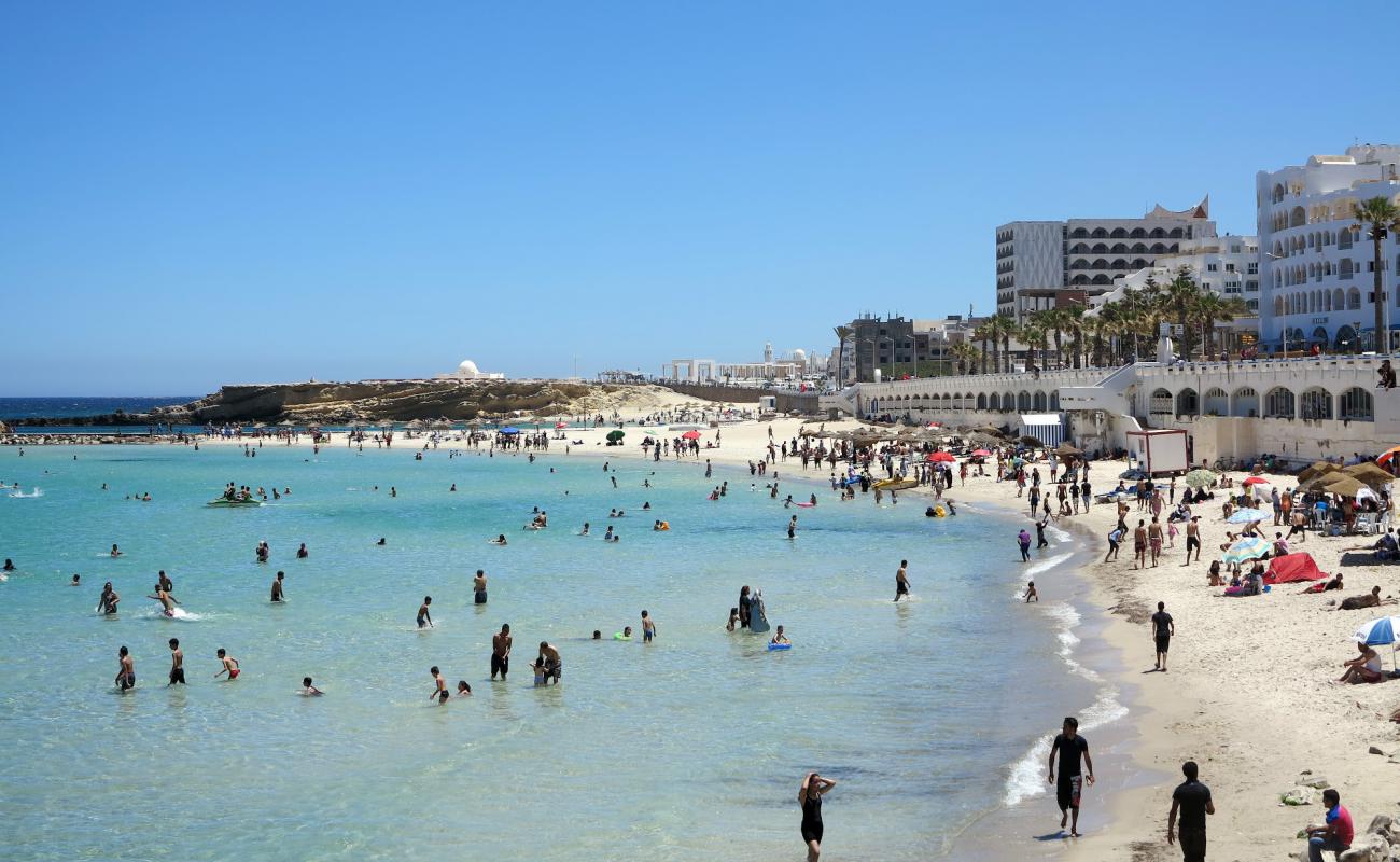 Photo of Qaraiya beach with white fine sand surface