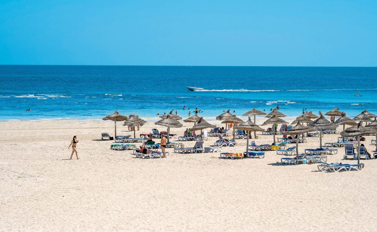 Photo of Plage Yati 1 with white sand surface