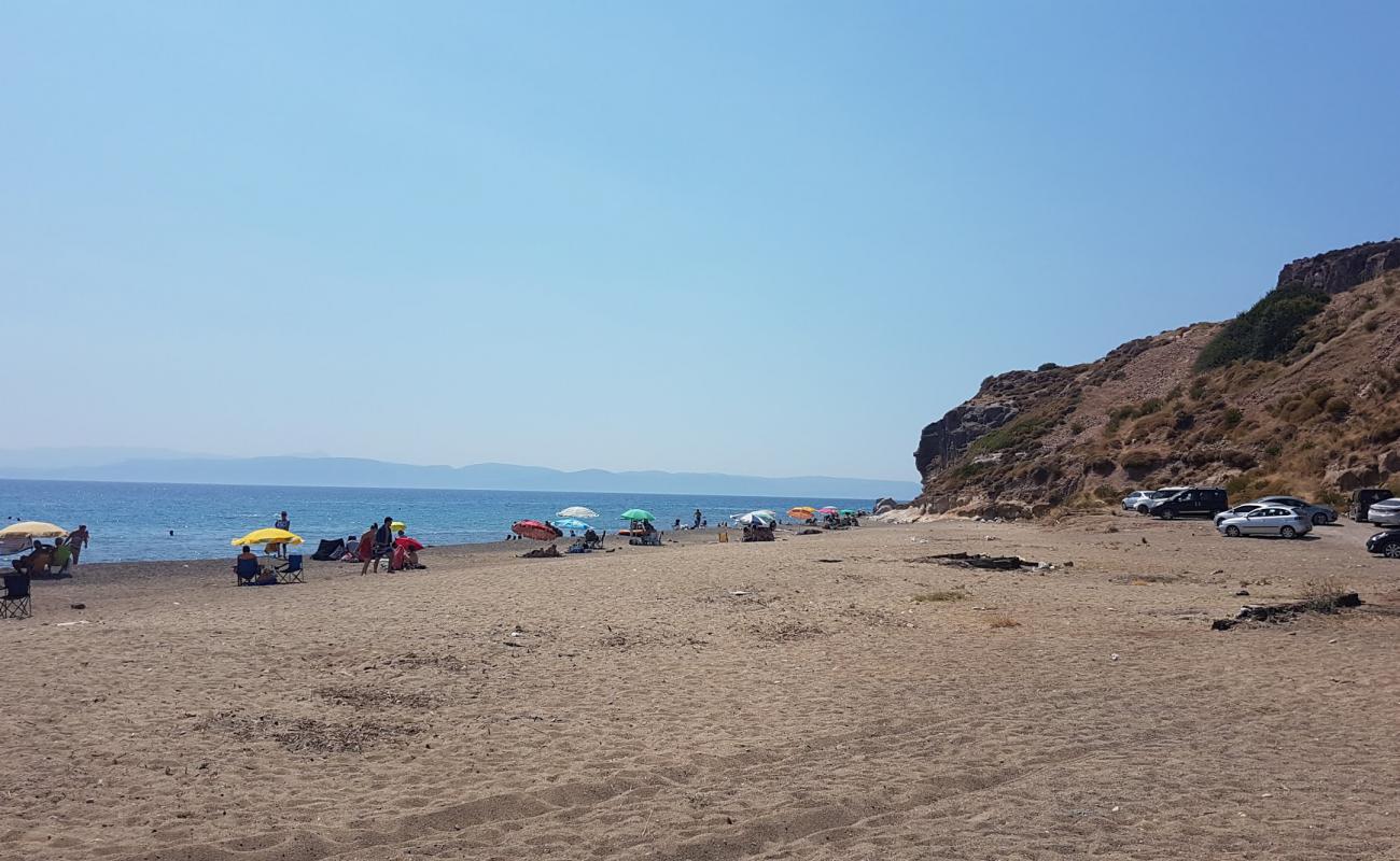 Photo of Tuz Lake beach with bright sand surface