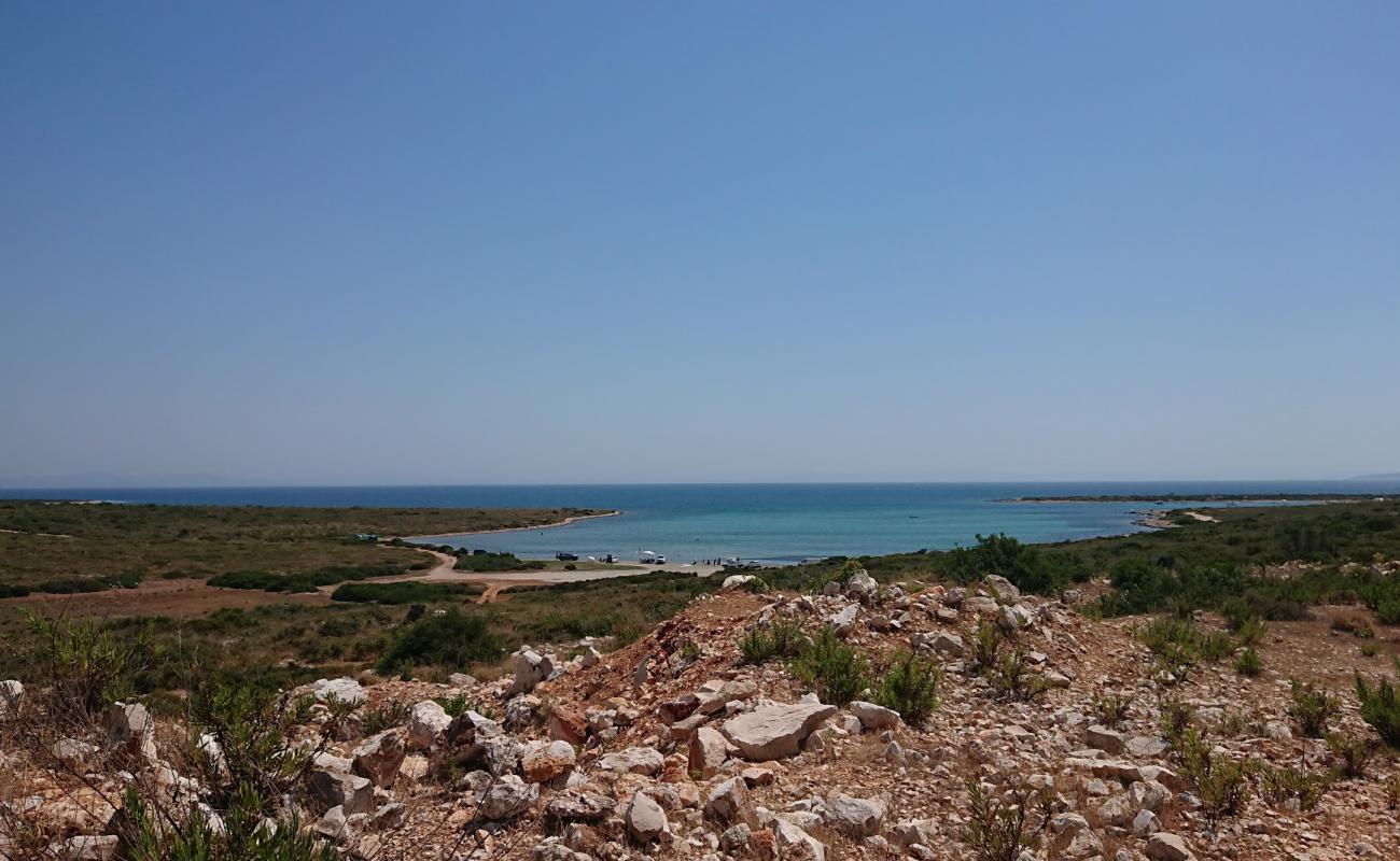 Photo of Aritma plaji with gray sand surface