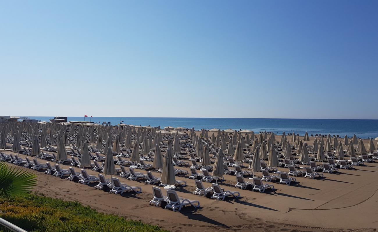 Photo of Trendy Lara Sea Plaja with brown sand surface