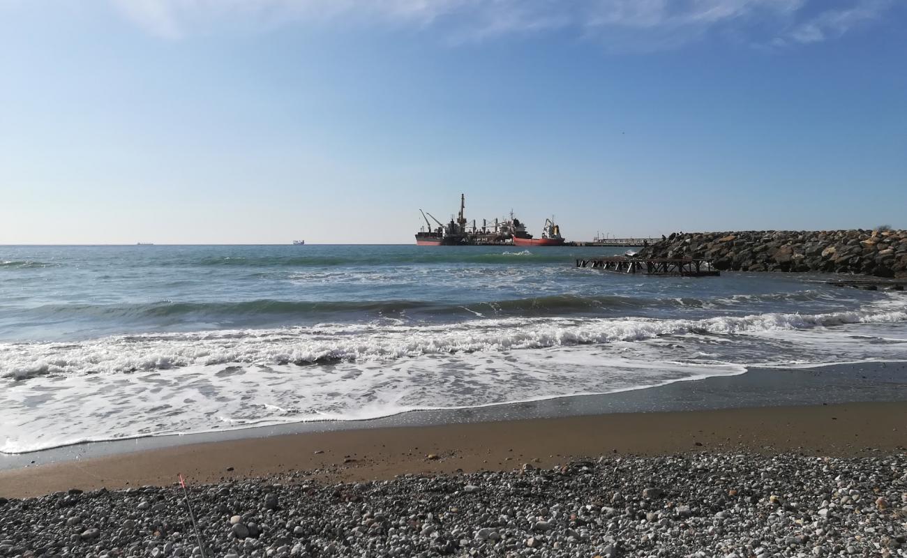 Photo of Sariseki beach with bright sand surface