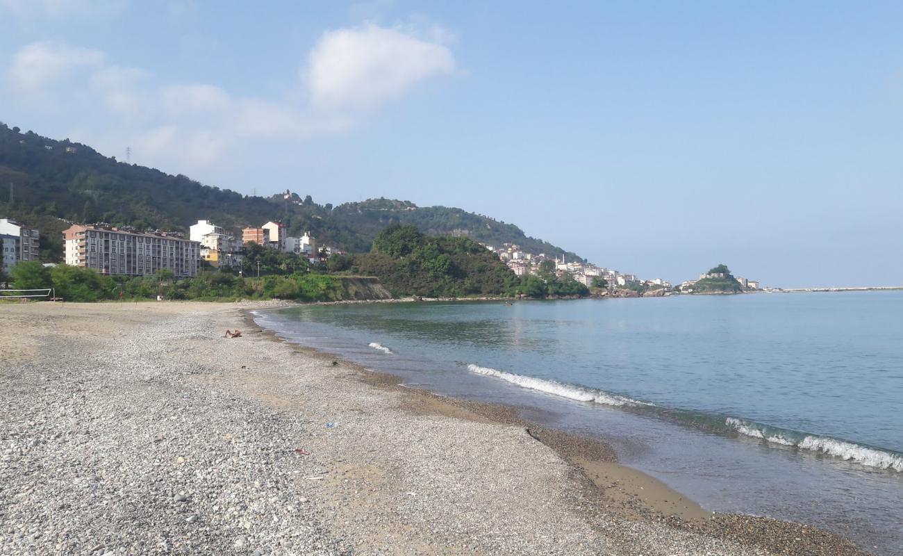 Photo of Tirebolu Uzunkum Beach with light sand &  pebble surface