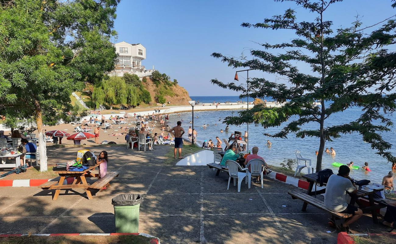 Photo of Siniop Ada Otel Plaji with gray sand surface