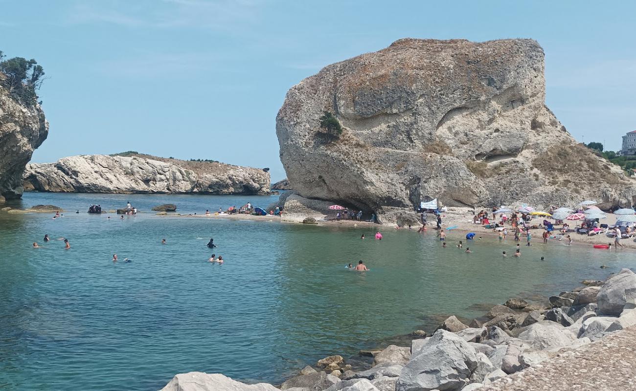 Photo of Sile Central Beach with bright sand & rocks surface