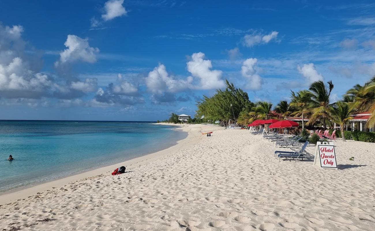 Photo of Pillory beach with bright fine sand surface