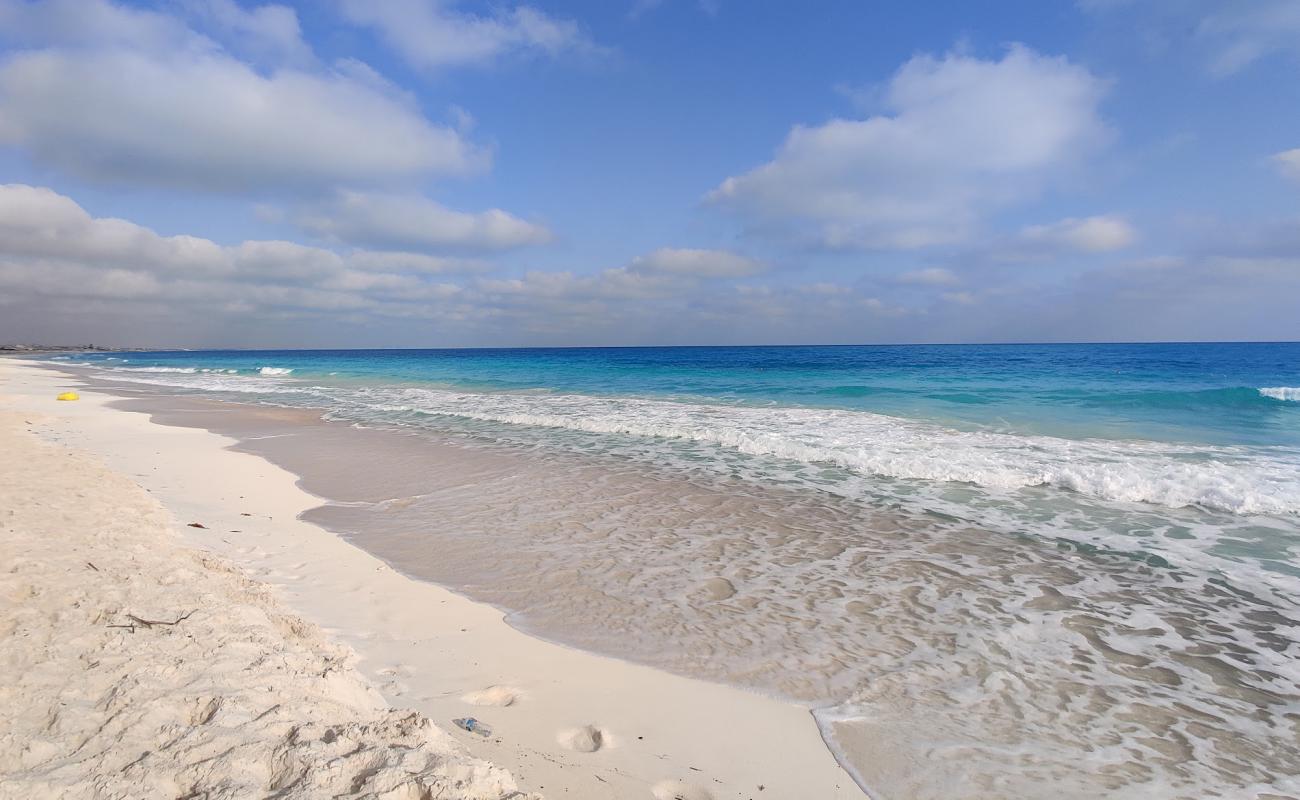 Photo of Marina Sunshine with white fine sand surface