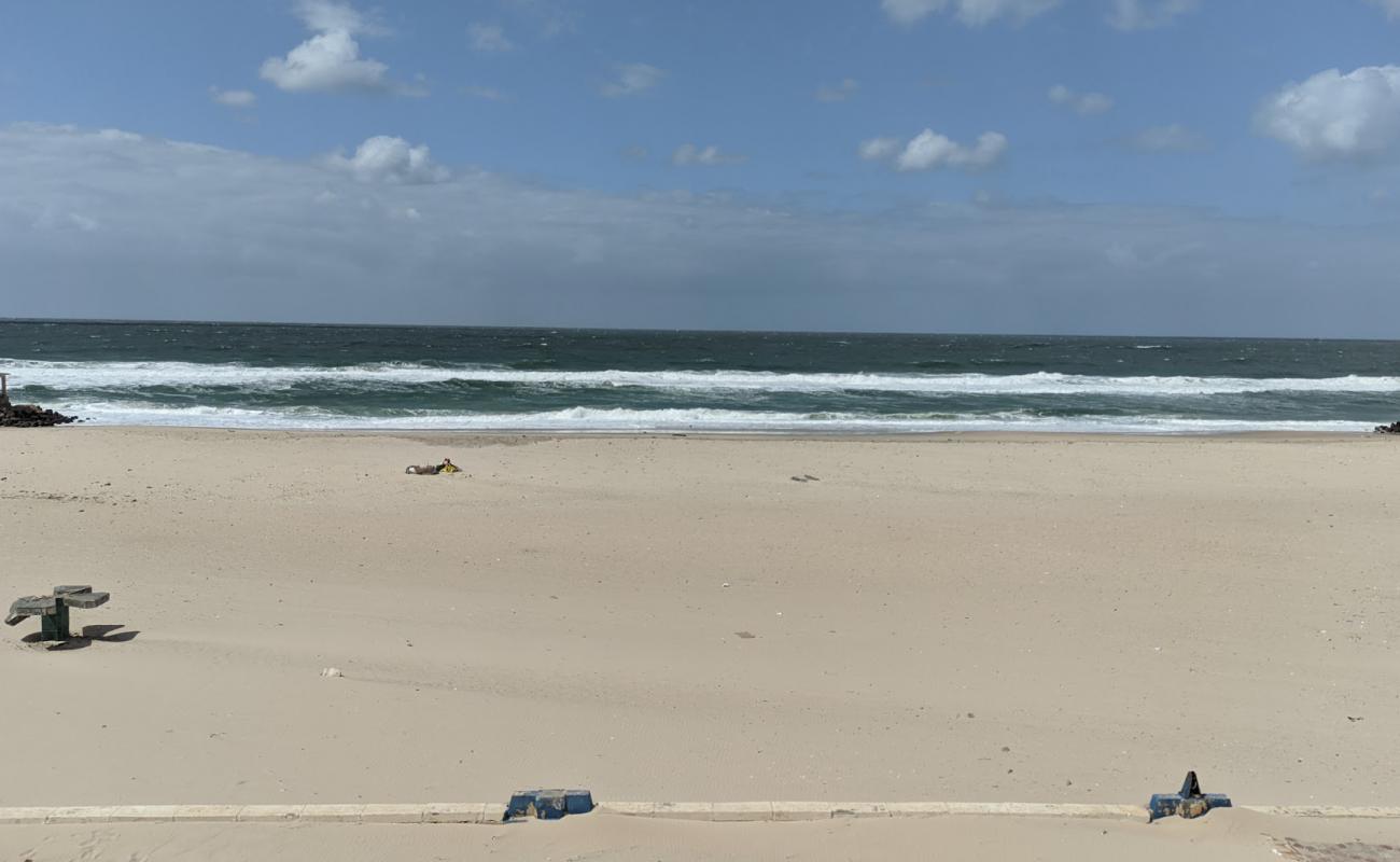 Photo of El-Kersh Beach with bright sand surface