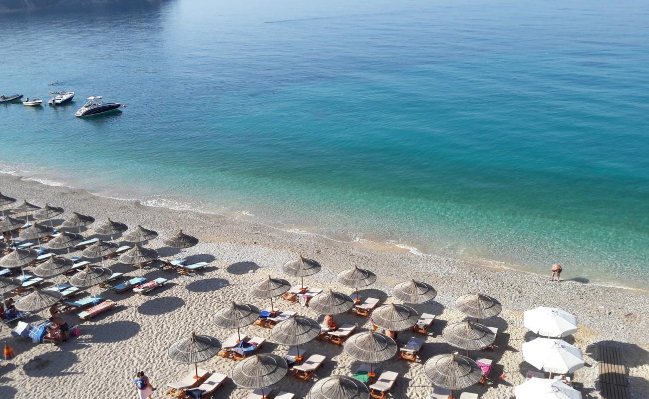 Photo of Marac Beach with light fine pebble surface