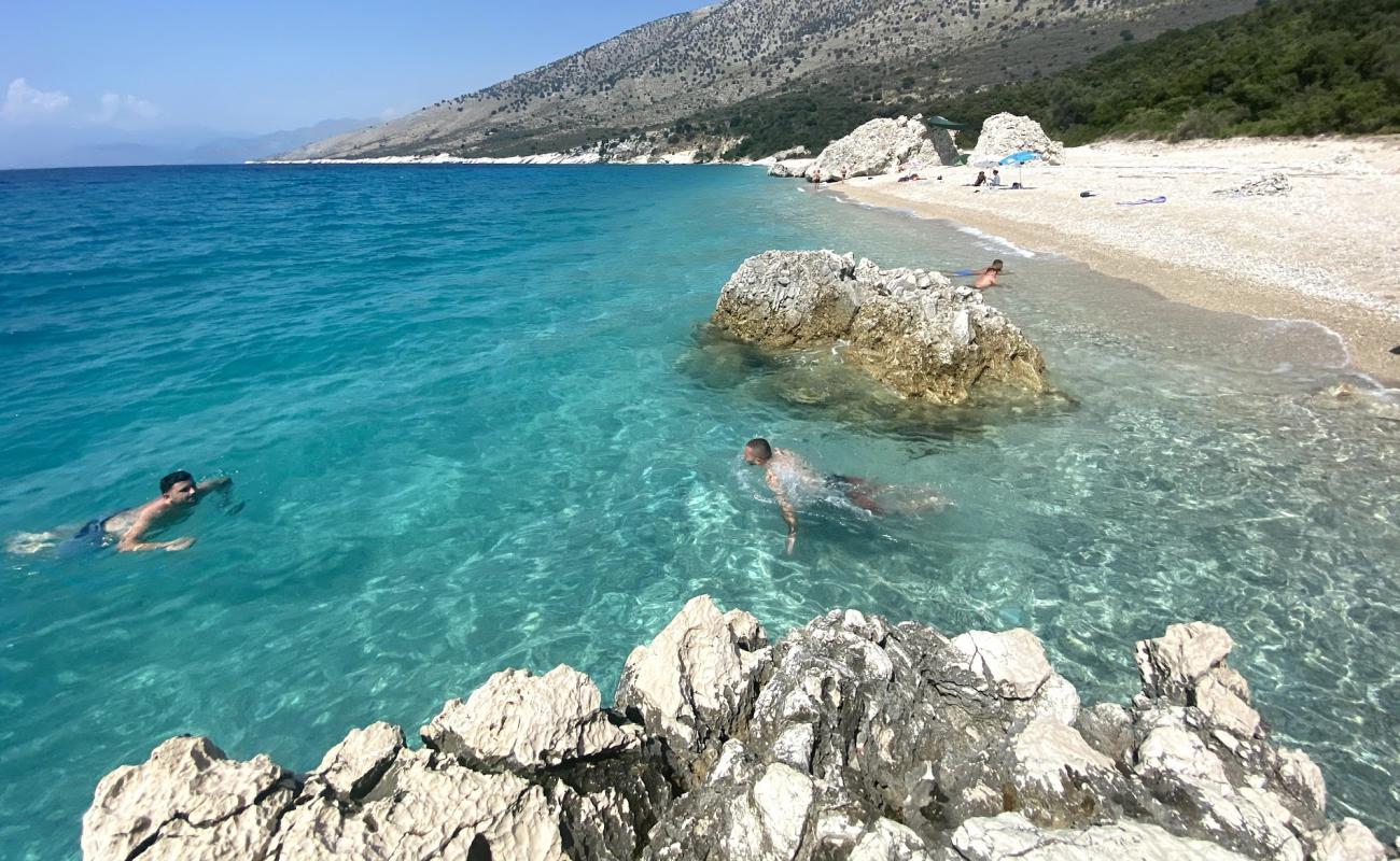 Photo of Krorez Beach with light fine pebble surface