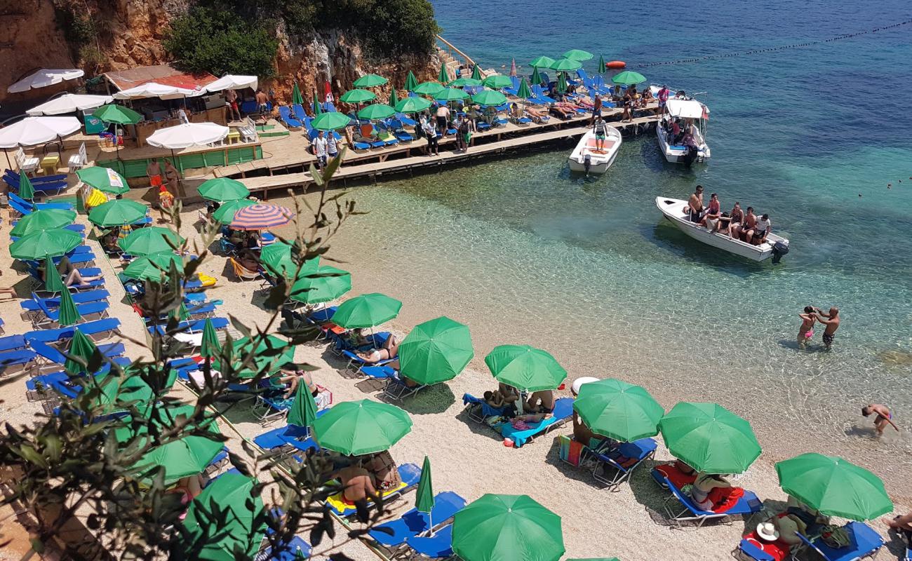 Photo of Isole Gemelle beach with light fine pebble surface