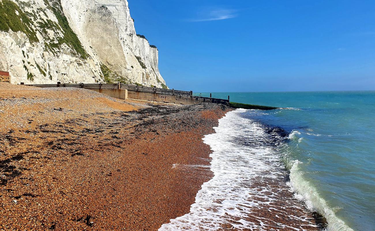 Photo of St Margaret's beach with light fine pebble surface