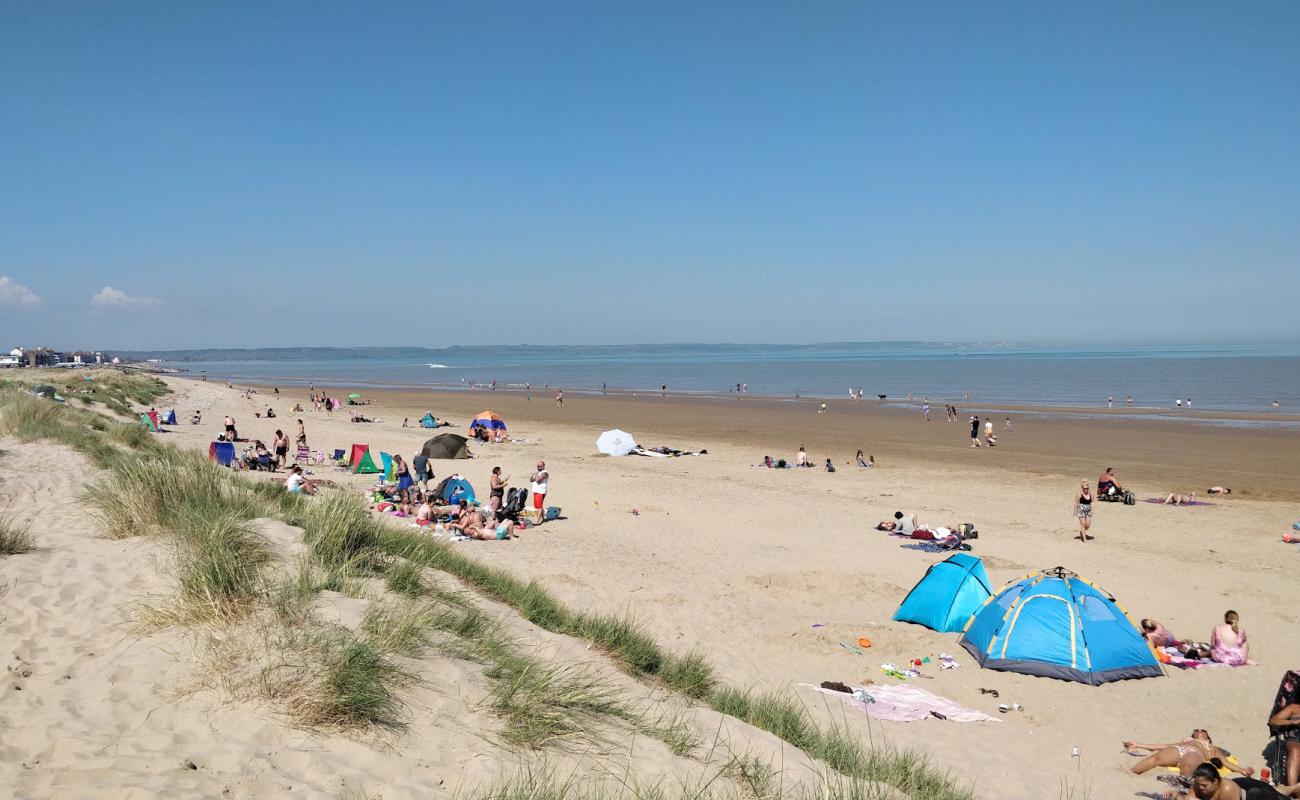 Photo of Greatstone beach with bright sand surface