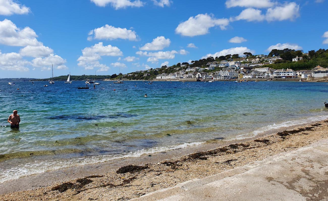 Photo of St Mawes beach with light pebble surface