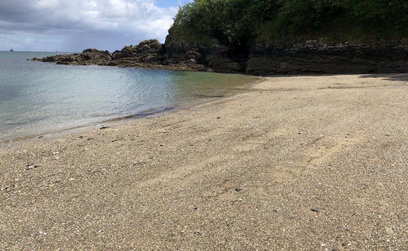 Photo of Bosahan Cove with light sand &  pebble surface