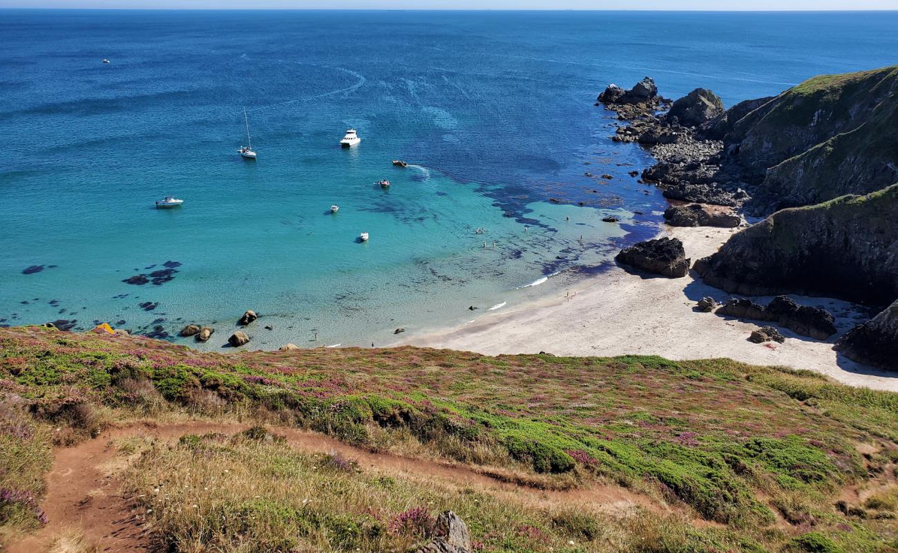 Photo of Lankidden Cove with bright sand surface